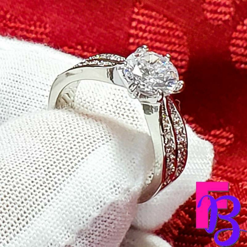 1 CT Round Solitaire Ring